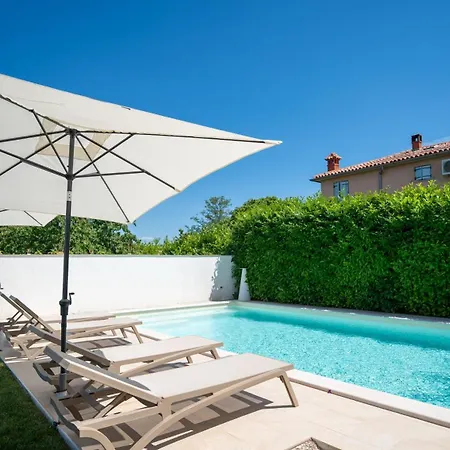 E Sole Lägenhet Cepljani