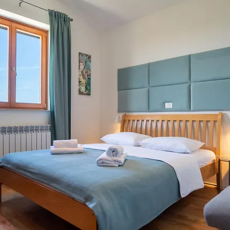 E Sole Apartman Čepljani