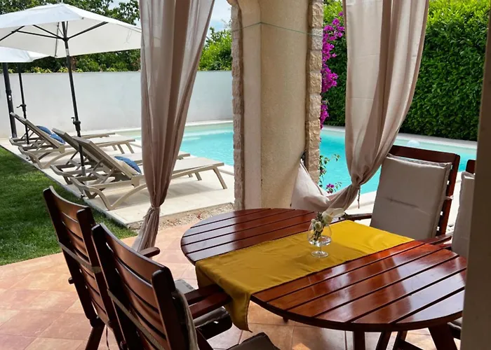 E Sole Lejlighed Cepljani